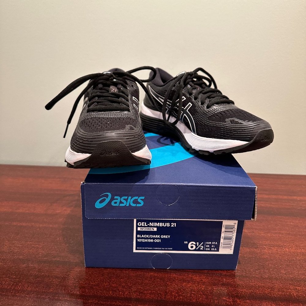 Asics Women's Gel Nimbus 21 Sz 6.5 Black/Dark Grey New With Box 1012A156-001